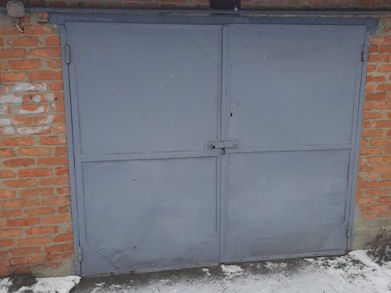 Продам гараж у гарному стані Лубны