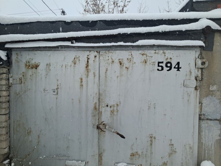 Гараж в кооперативе "Хооольский" - фото 1