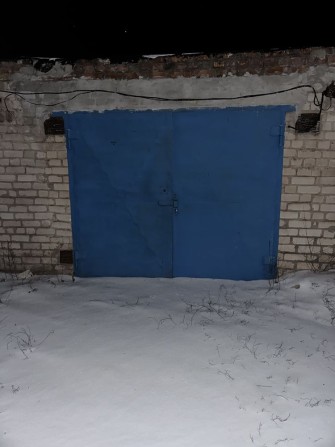 Продам два гаража в месте можно под склад или бизнеса - фото 1
