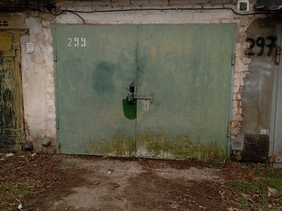 Продам гараж за Мудрьоною,кооператив Озерний