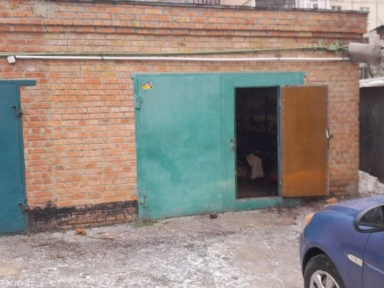 Победоносцева . В продажі гараж з окремою адресою. Полтава