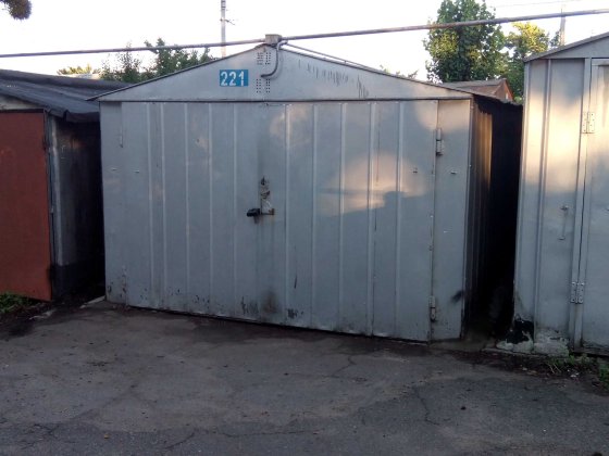 Металевий гараж в а/к "ТОПОЛЬ" Черкассы