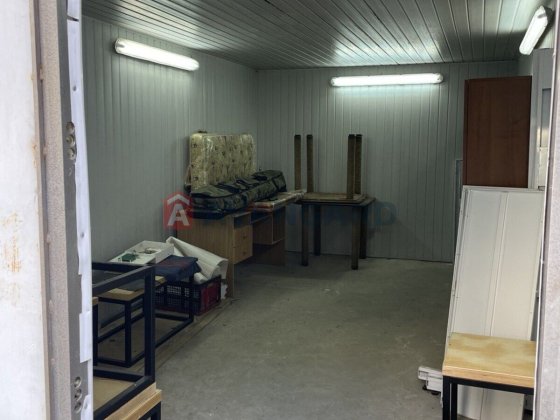 Продам великий гараж 20 м 2 в центрі Києва, Тургеневська Киев