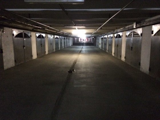 Продам гаражний бокс— вул. В. Івасюка 24 (кол. Г.Сталінграду), Оболонь Киев