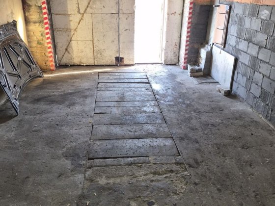 Продам гаражный бокс с ямой Киев