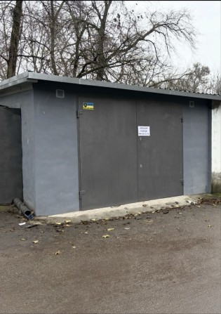 Продам гараж 12 квартале - фото 1