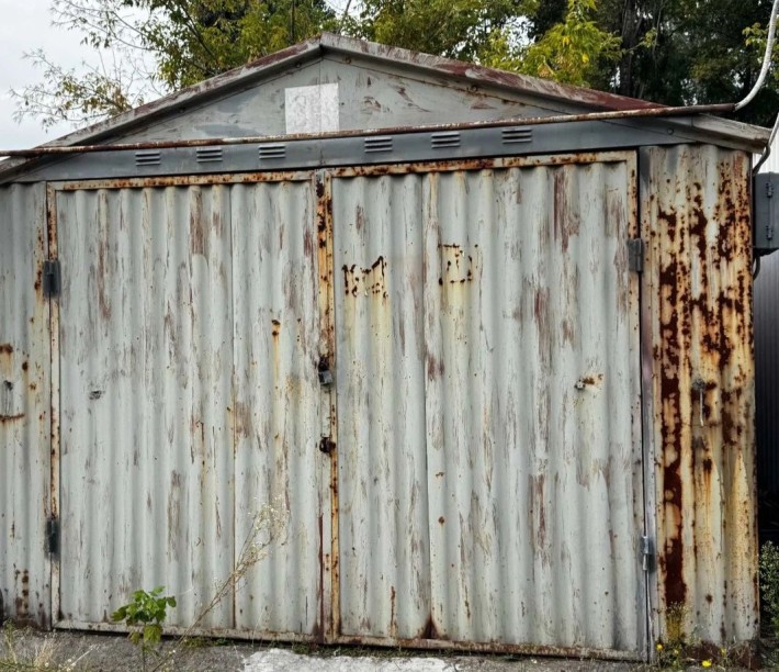 Продам металевій гараж в кооперативі на набережній вул Українська - фото 1