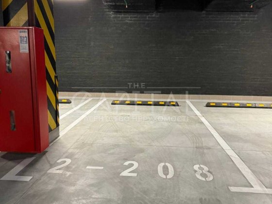 Паркомісце 13,4 м2 в ЖК TRIIINITY,  2 Будинок Киев