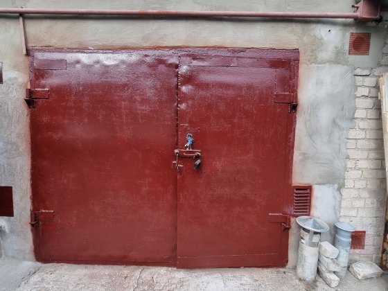 Капитальный гараж  (глиняный  карьер)