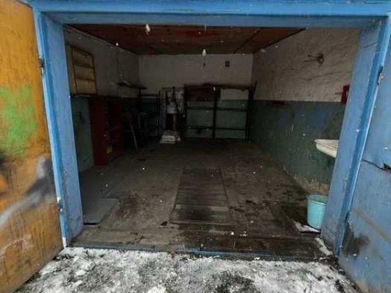 Гараж у ГСК 9. Продам гараж Зарванцы