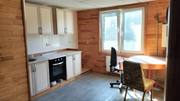 Капітальний Гараж + 2 кімнати, кухня, санвузол. Від Власника - фото 1