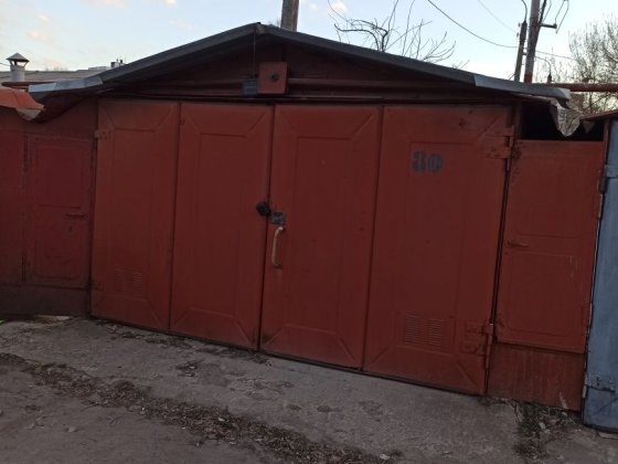 Гараж в кооперативі "Фенікс" на вул. Вл. Зубенка Кулиничі