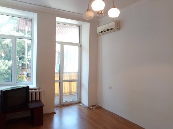 Продам 3 кв-ру, в Историческом Центре Одессы. Одеса