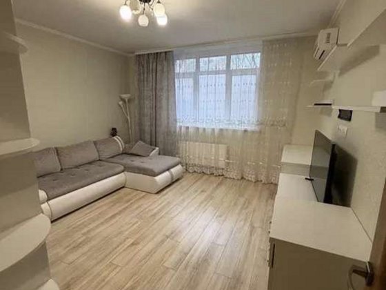 Продаж 2-к квартири вул. Воскресенська 16г Киев