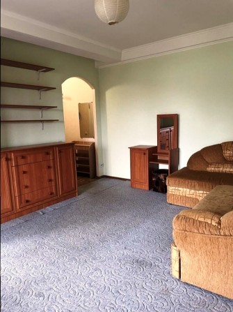 Продаж 2-к квартири вул. Будівників 16 - фото 1