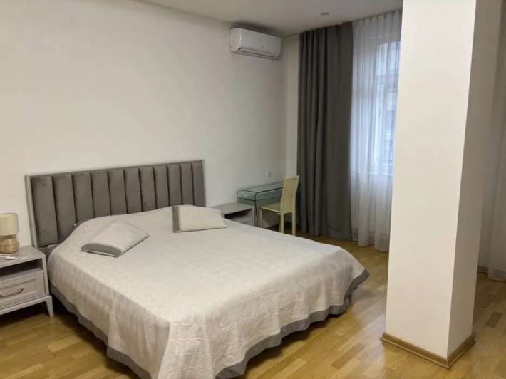 Продаж 3к квартири з ремонтом на Бульварно-Кудрявській 36 - фото 1