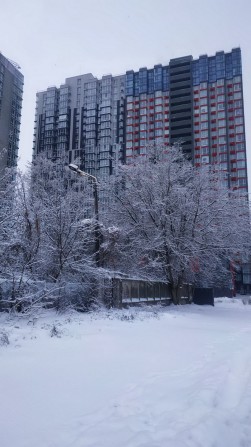 Продаж 1 кіматної квартири в ЖК комфорт класу "4U" 42 кв.м по Булаховського 2 Святошинського району. - фото 1