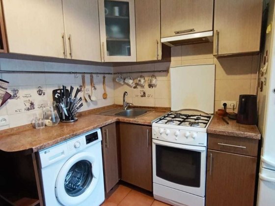 Продаж 3-к квартири вул. Шолом-Алейхема,  24 Київ