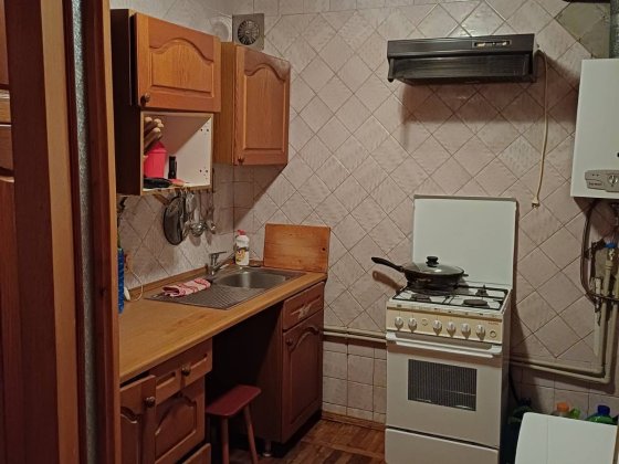 Продам 3-х.ком.кв. ул. Серова 10.