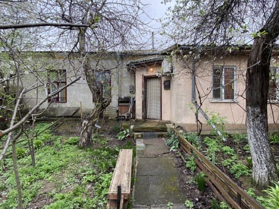 Продам полдома центр города Белгород-Днестровский