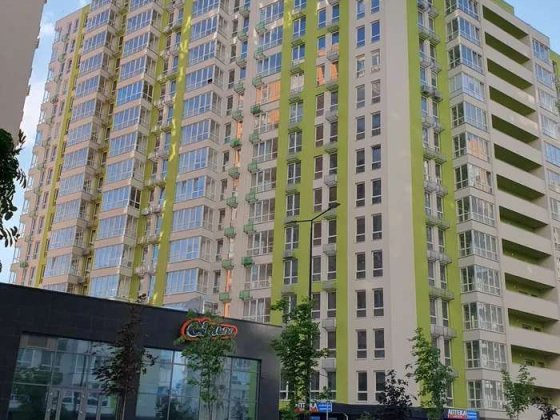 Продаж 2-к квартири  вул. Бердника Олеся 1ВСвятошинський район Київ