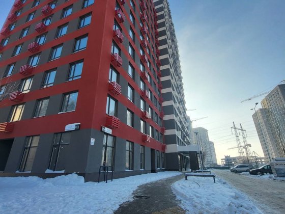 Продаж (перепоступка) 1 кімнатної квартири  42.7м2   в ЖК Варшавський 3 Київ