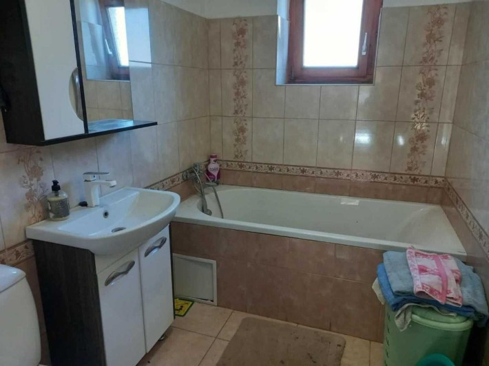 Продам будинок Берегово неподалік - фото 1