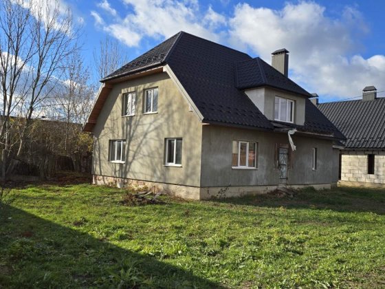 Продам новий сучасний будинок  
Загал Владимир