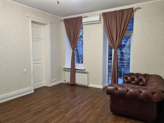 Продаж 2-к квартири вул. Межигірська 22 Киев