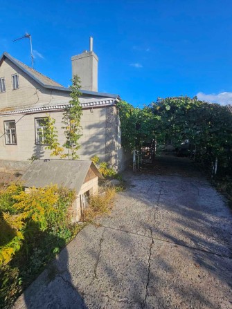 Продам дом в Криничках - фото 1