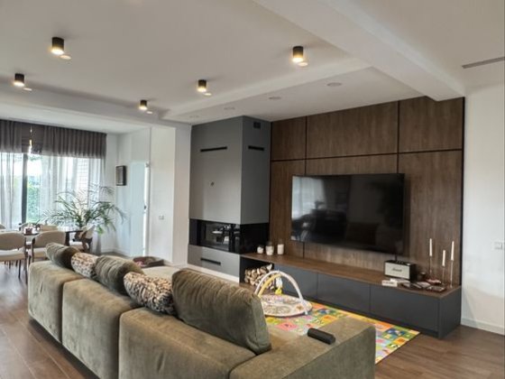 Продаж Будинка,180м2, Район Вишгородський, вул Київська Вишгород