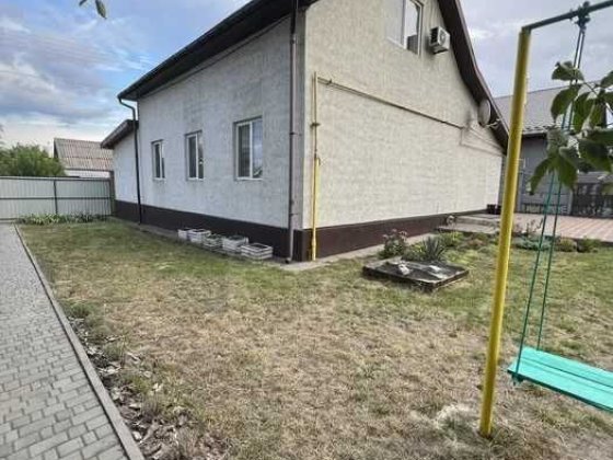 Черёмушки!Продам отличный дом р-н Украины
85 000 $ Каменское