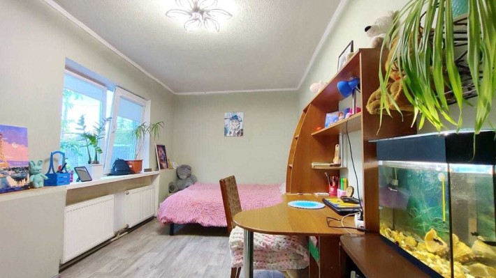 Продам будинок в Дергачах, р-н стадіону - фото 1