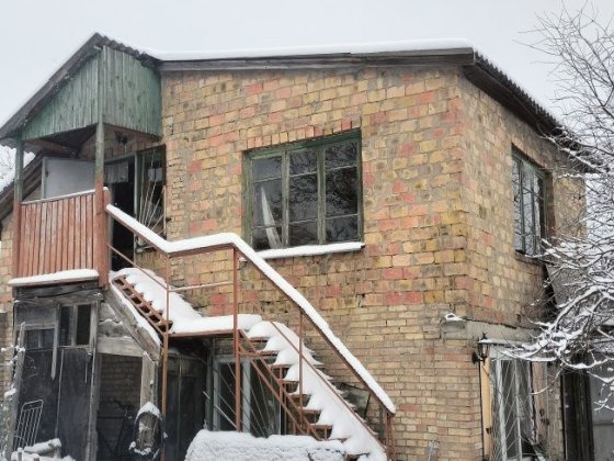 Окремий будинок на 5 сотках . Терміново. Гостомель