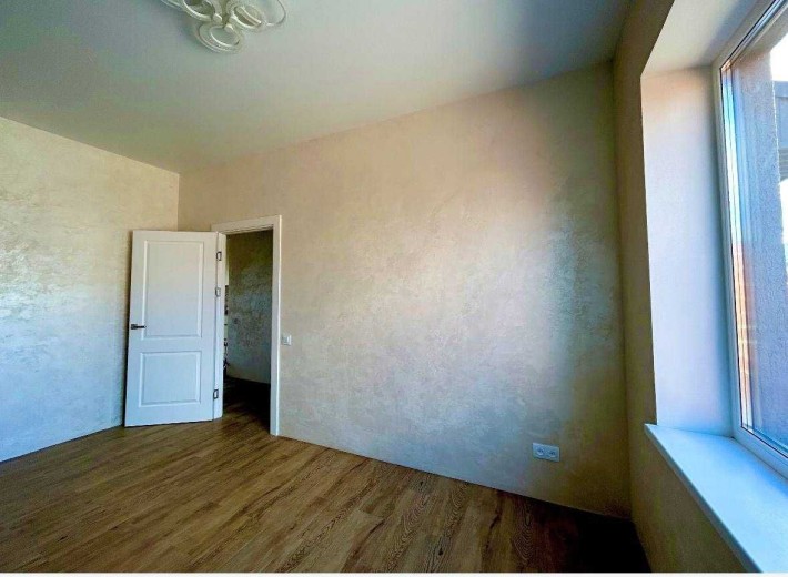 Таунхаус 79м2 на 3,5 сотках з новим  ремонтом в Гостомелі - 115000 уо! - фото 1