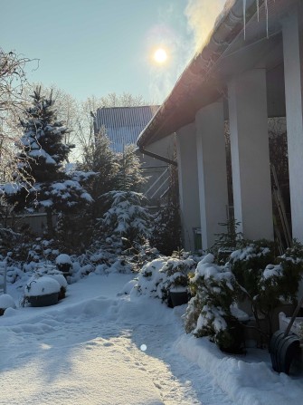 Терміновий продаж будинку з ремонтом на 20 сот. біля озера - фото 1