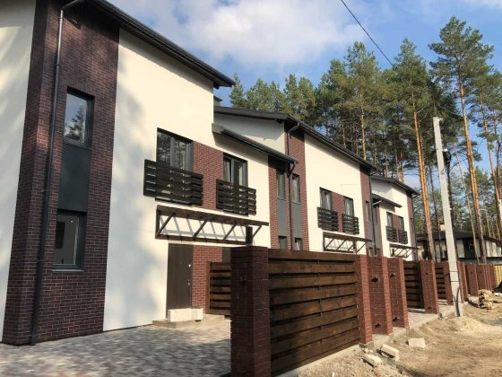 Таунхаус біля лісу в Гостомелі! Центральні комунікації,Газ. Телефонуй! Гостомель