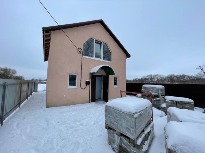 Будинок з зручним виїздом до столиці - фото 1