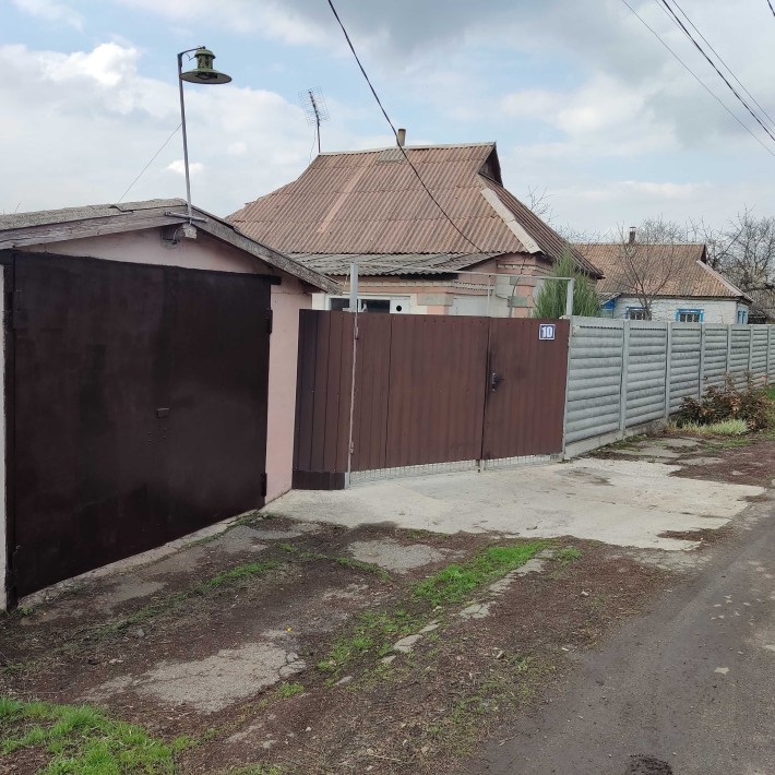 Продам приватний будинок - фото 1