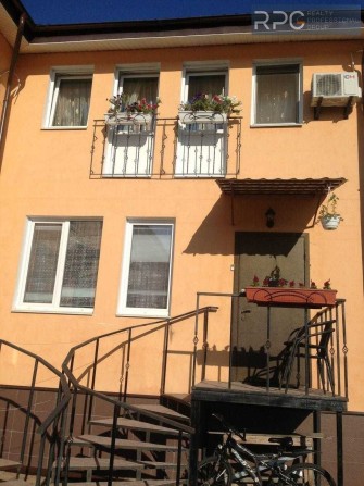 Продаю 3п будинок таунхаус  Гостомель Бучанський р-н - фото 1