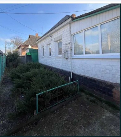 Продам дом в Змиеве .Газовое отопление .Участок 6 сот.Отличная цена TB - фото 1