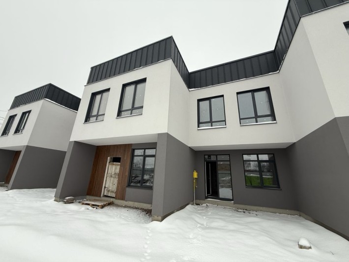 Таунхаус Гостомель Газ свій двір - фото 1