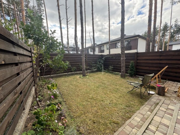 Кутовий таунхаус в КМ в Гостомелі - фото 1