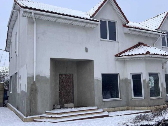 Продам 2этажный дом 190м2 на 6 сотках земли в г. Черноморск Черноморск