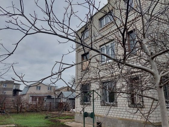 Капитальный дом на 6 сотках. Черноморск