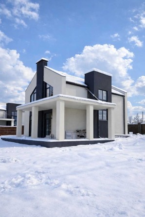 Будинок, у якому відчувається масштаб, якість і правильні рішення - фото 1