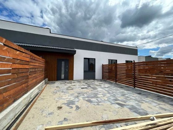 Таунхаус 50 м2, 1,5 сотки в Гостомелі, ГАЗ, 2 спальні - 50000уо. Гостомель