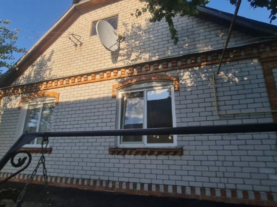 Продається добротний будинок в районі "Пашин" Залишається все у будинк Коростень