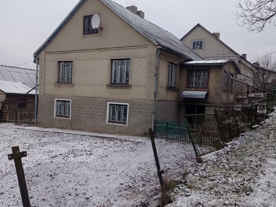 Терміново продам будинок Кременец