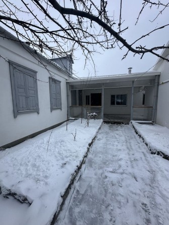 Продам будинок у місті Лозова - фото 1